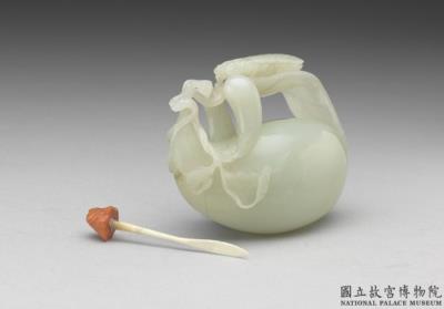 图片[3]-Jade snuff bottle in the shape of an aubergine, Qing dynasty, 18th-19th century-China Archive